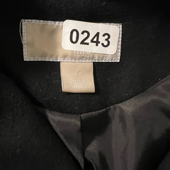 Michael Kors Women’s Black Wool Winter Pea Coat Style Coat. Size Small - Picture 9 of 9